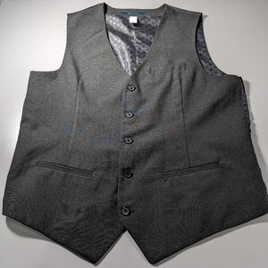 Perry Ellis Vest, Size Large, Excellent Used Condition